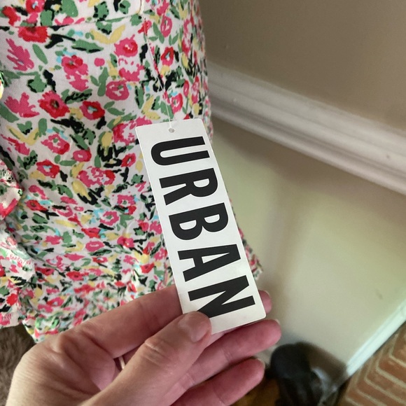 Urban Outfitter Wrap Floral Mini Skirt NWT - Picture 2 of 6